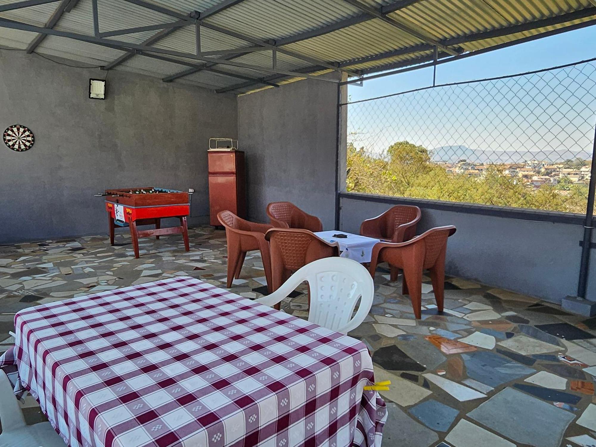 Chez Joel Bed and Breakfast Antsirabe Buitenkant foto