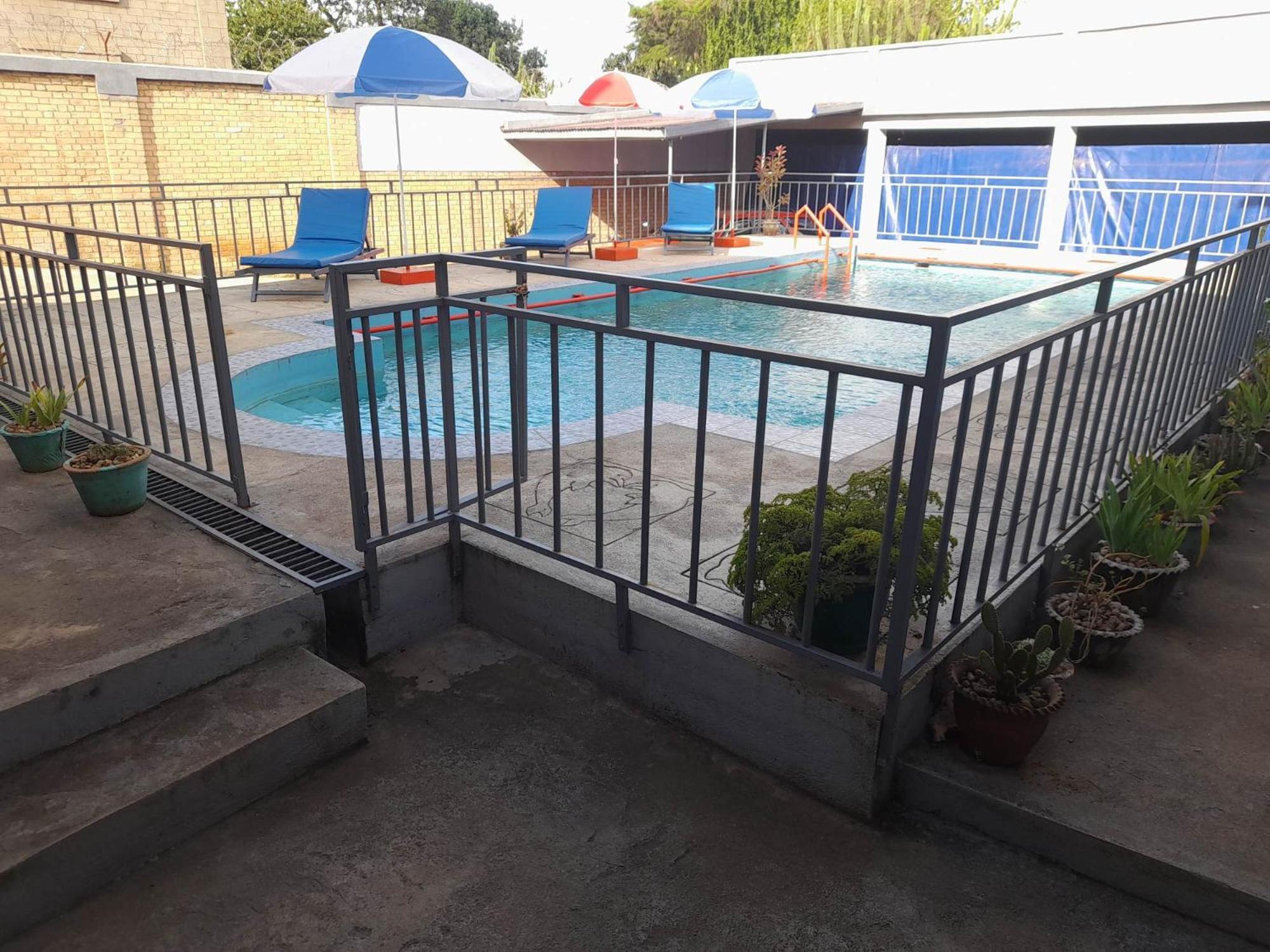 Chez Joel Bed and Breakfast Antsirabe Buitenkant foto
