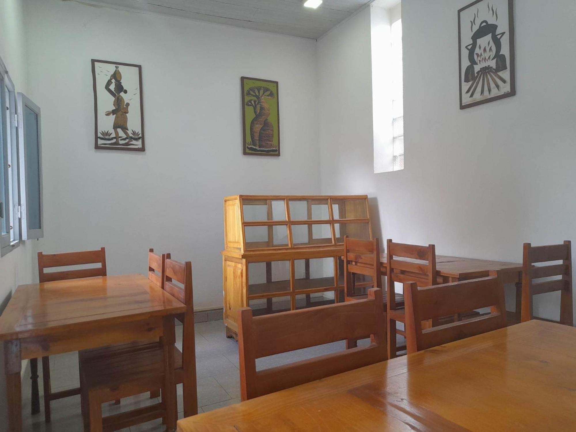 Chez Joel Bed and Breakfast Antsirabe Buitenkant foto
